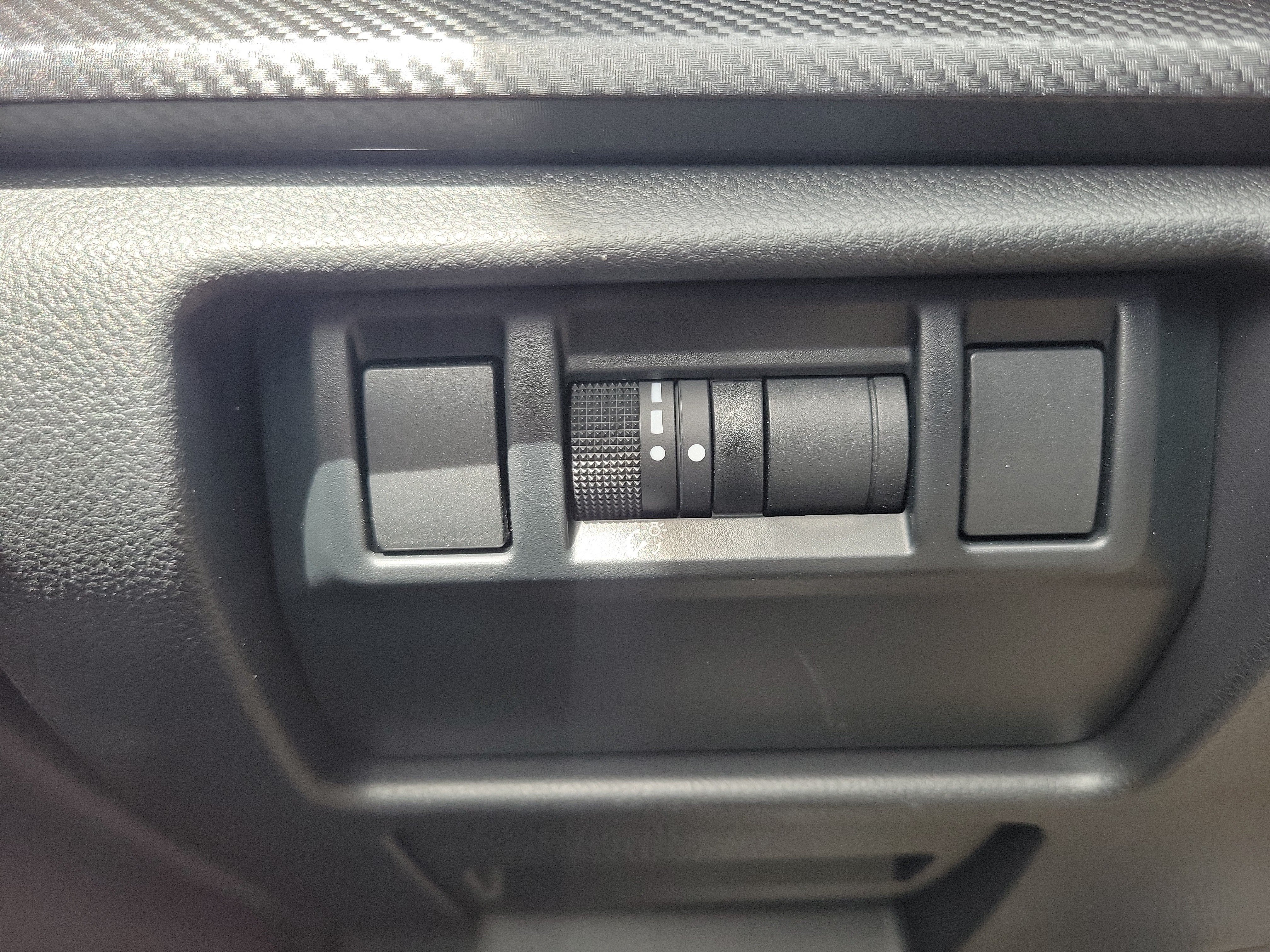 Certified 2026 Subaru Crosstrek 2.5i Limited w/ Crosstrek Mirror Package AWD/4WD image 30