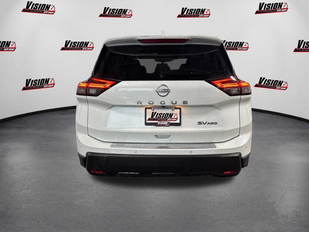 Used 2024 Nissan Rogue SV AWD/4WD image 6