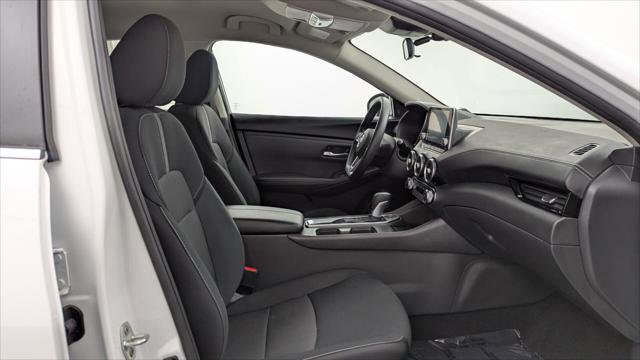 Used 2025 Nissan Sentra SV FWD image 21