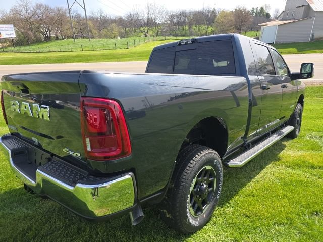 New 2026 RAM 2500 Laramie AWD/4WD image 7