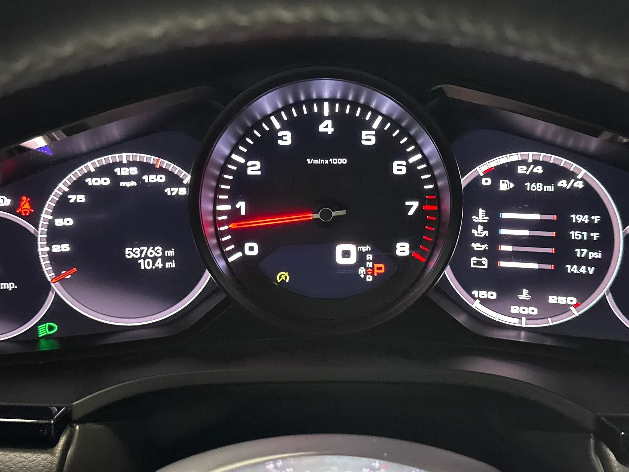 Used 2022 Porsche Cayenne AWD/4WD image 24