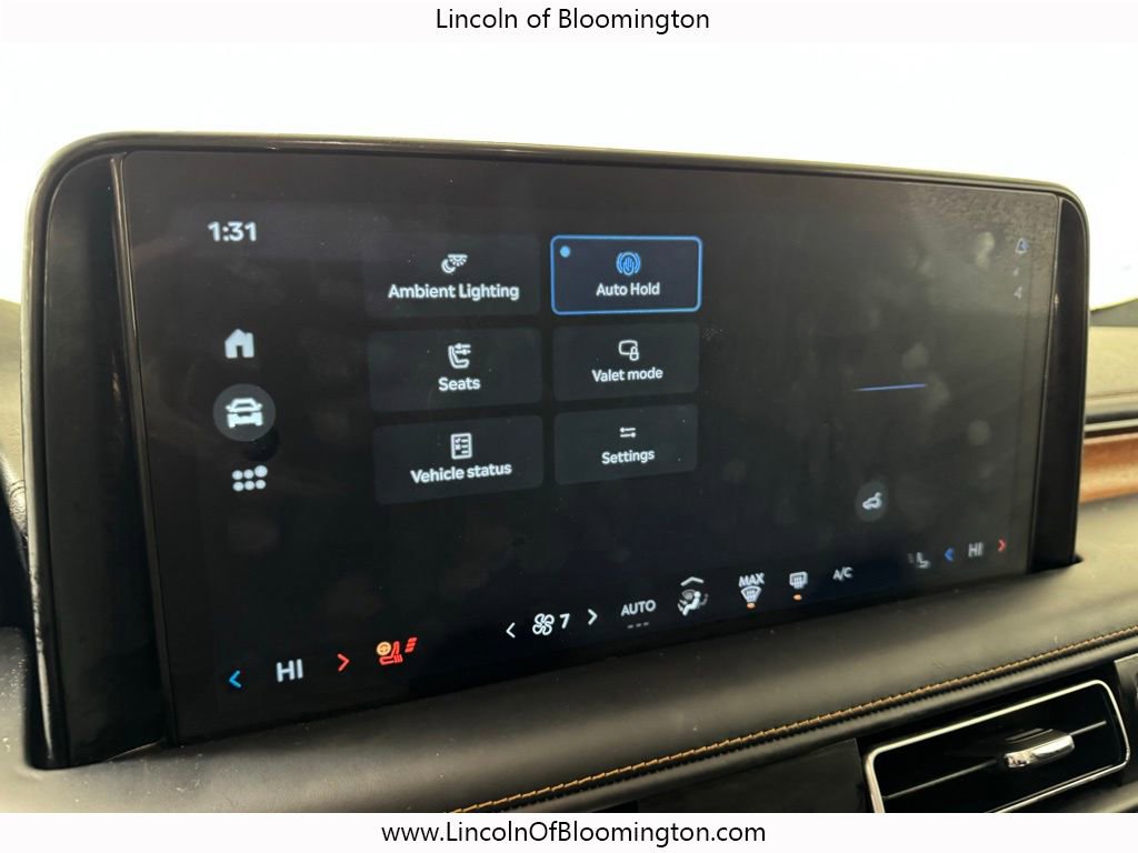 Certified 2025 Lincoln Aviator Black Label image 39