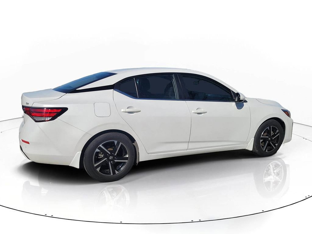 Used 2024 Nissan Sentra SV FWD image 4