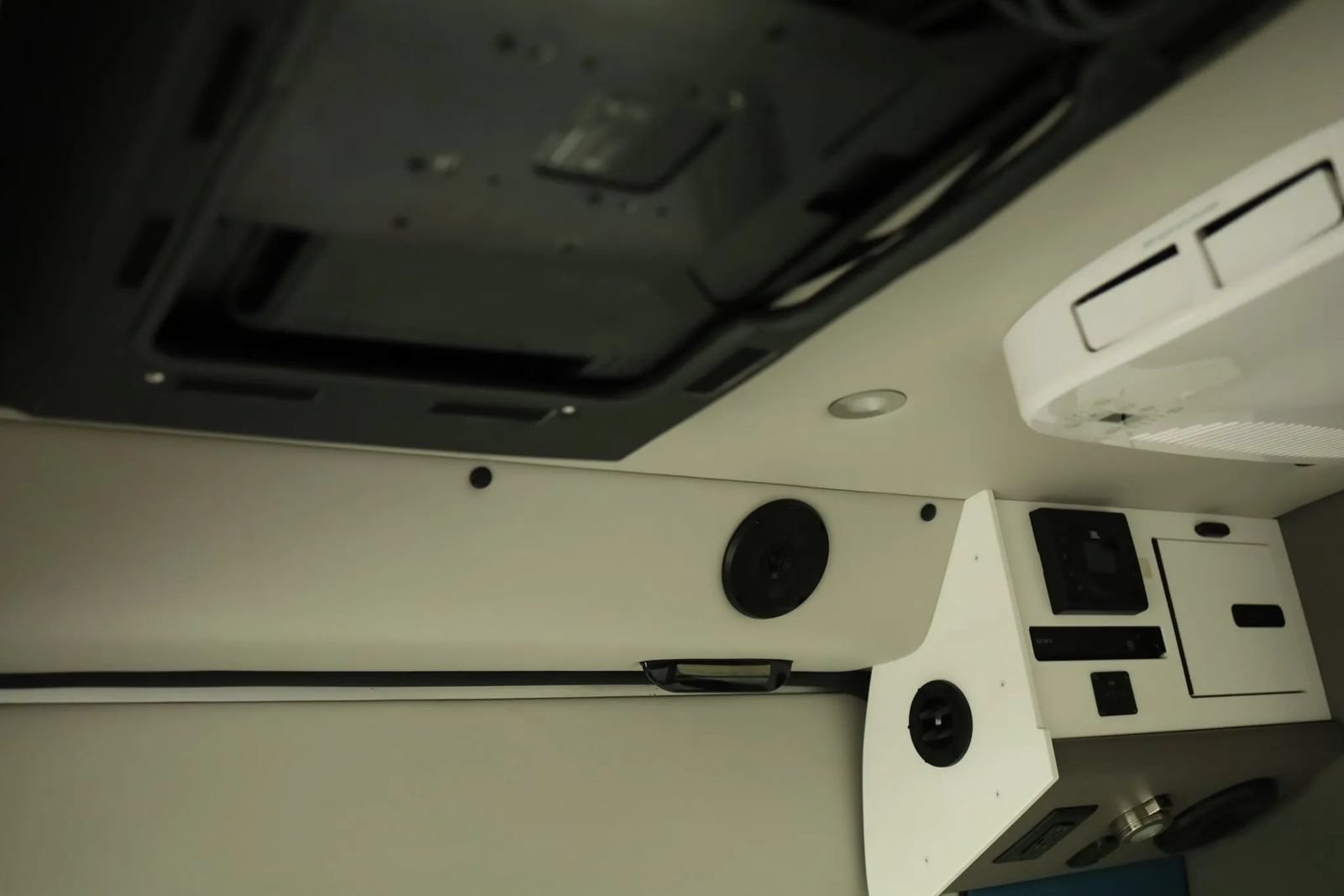 Used 2024 RAM ProMaster 3500 w/ Leather Interior Group FWD image 35