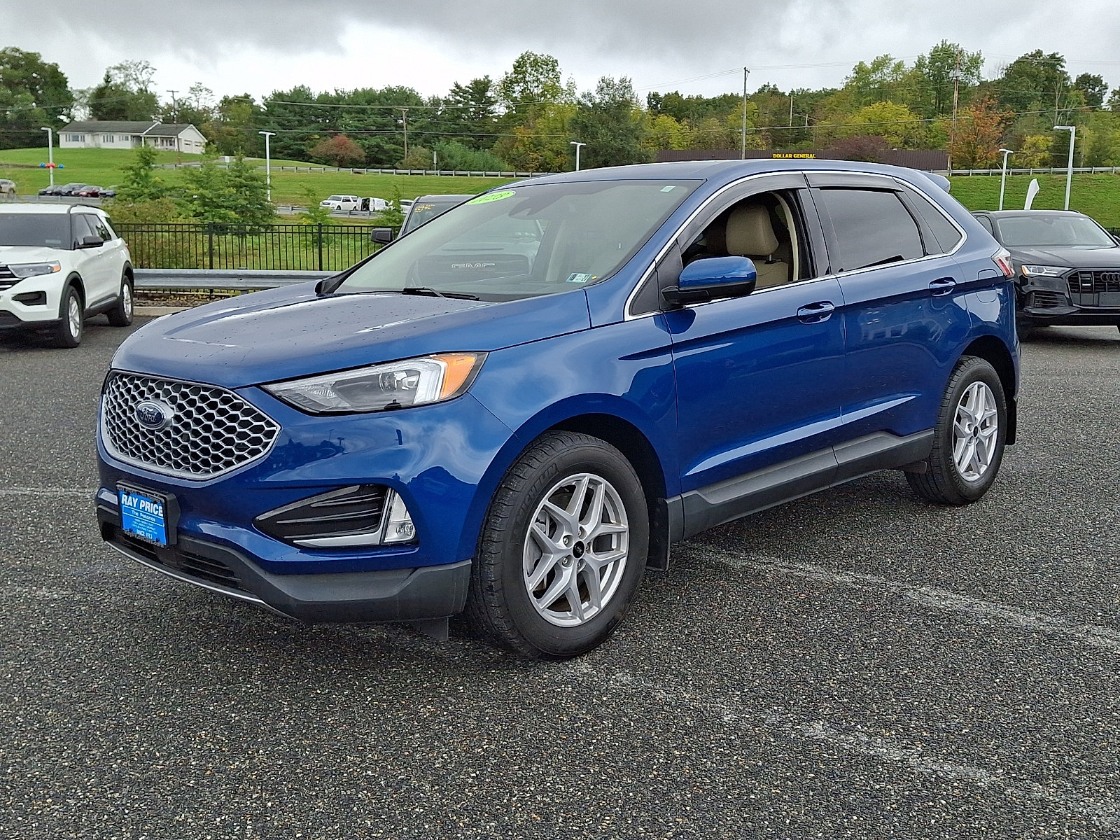 Used 2023 Ford Edge SEL w/ Convenience Package AWD/4WD image 4
