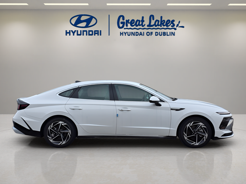 New 2026 Hyundai Sonata SEL FWD image 6
