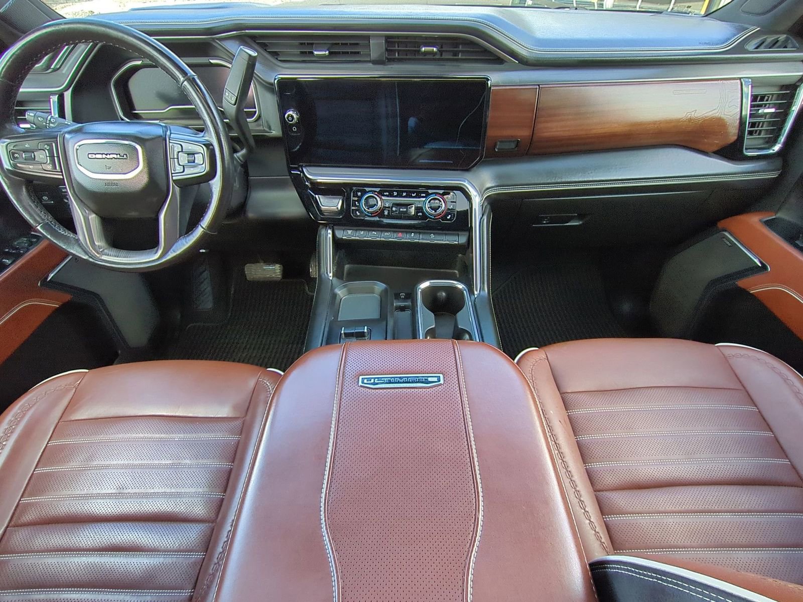 Used 2024 GMC Sierra 2500 Denali Ultimate w/ Max Trailering Package image 18