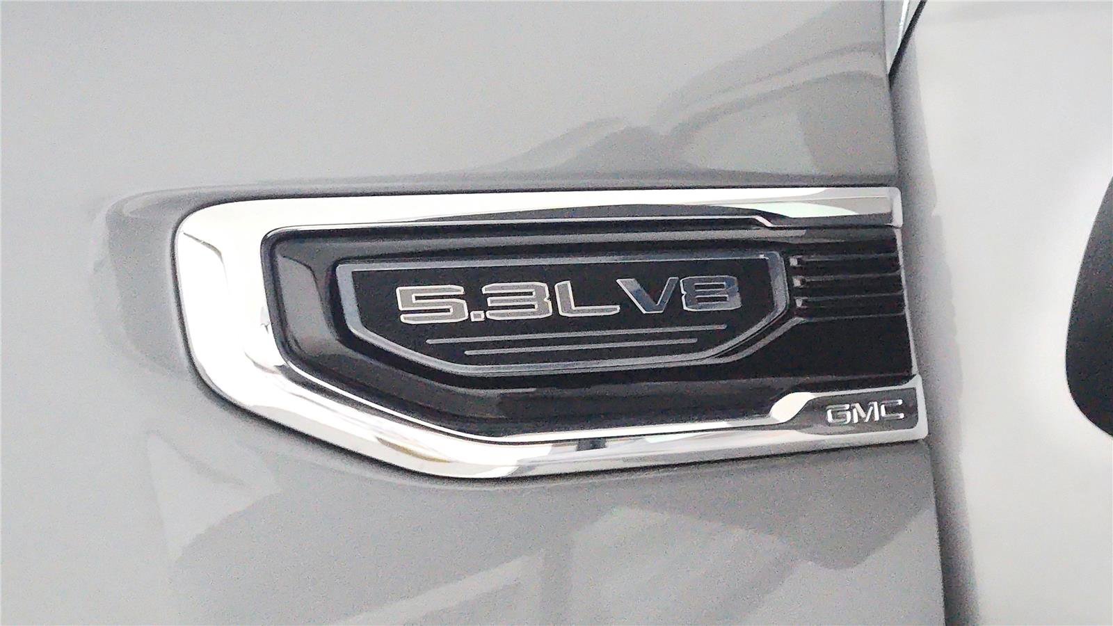 New 2026 GMC Sierra 1500 SLE image 9