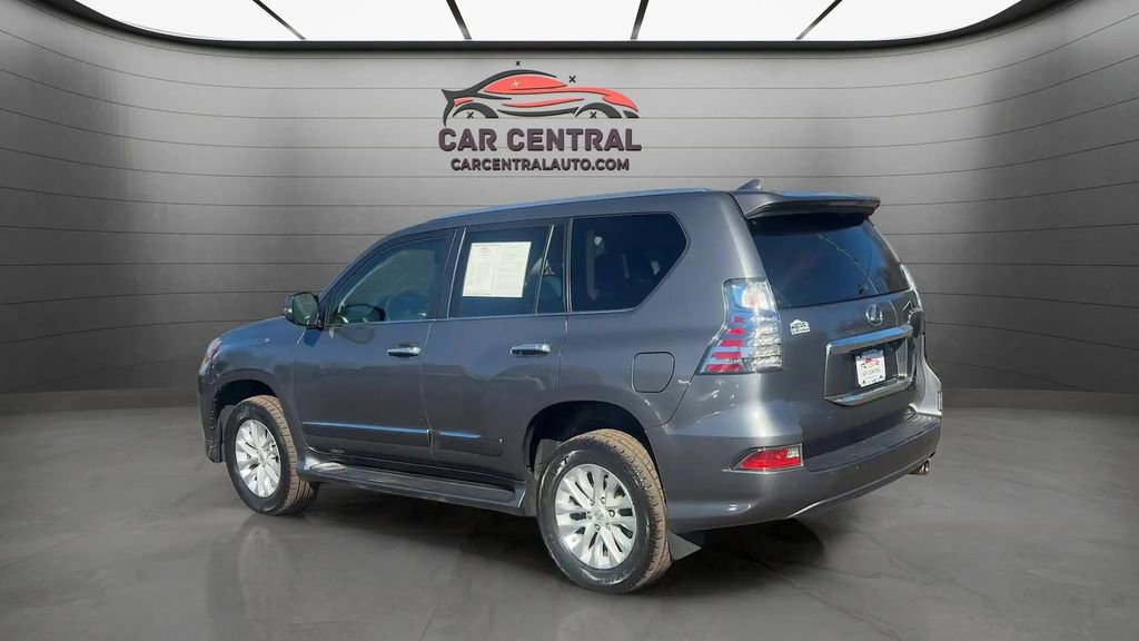 Used 2017 Lexus GX 460 Premium w/ Premium Package AWD/4WD image 3