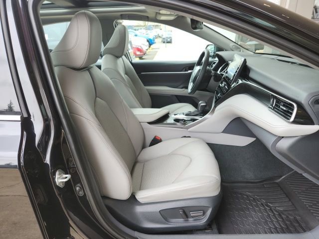 Used 2024 Toyota Camry XLE w/ Navigation Package AWD/4WD image 24