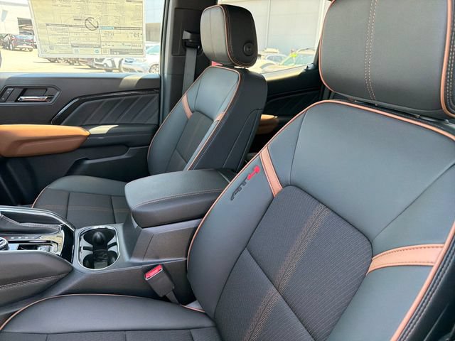 New 2026 GMC Canyon AT4 AWD/4WD image 19