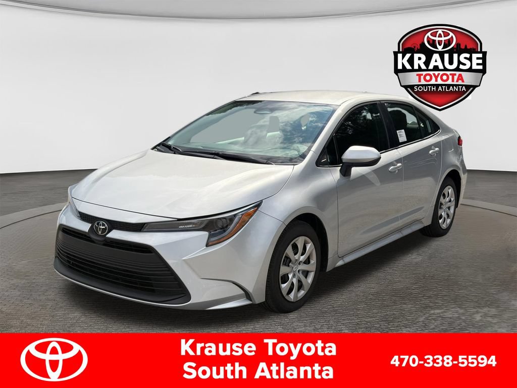 Used 2026 Toyota Corolla LE FWD image 3