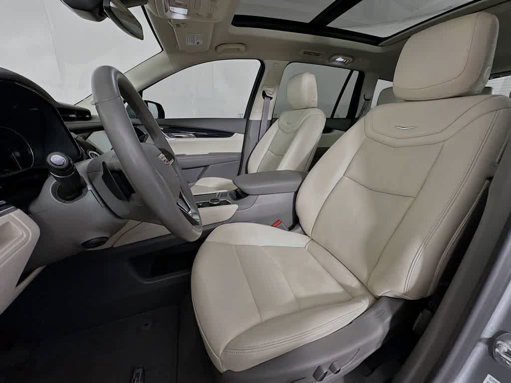 Used 2024 Cadillac XT6 Premium Luxury AWD/4WD image 12