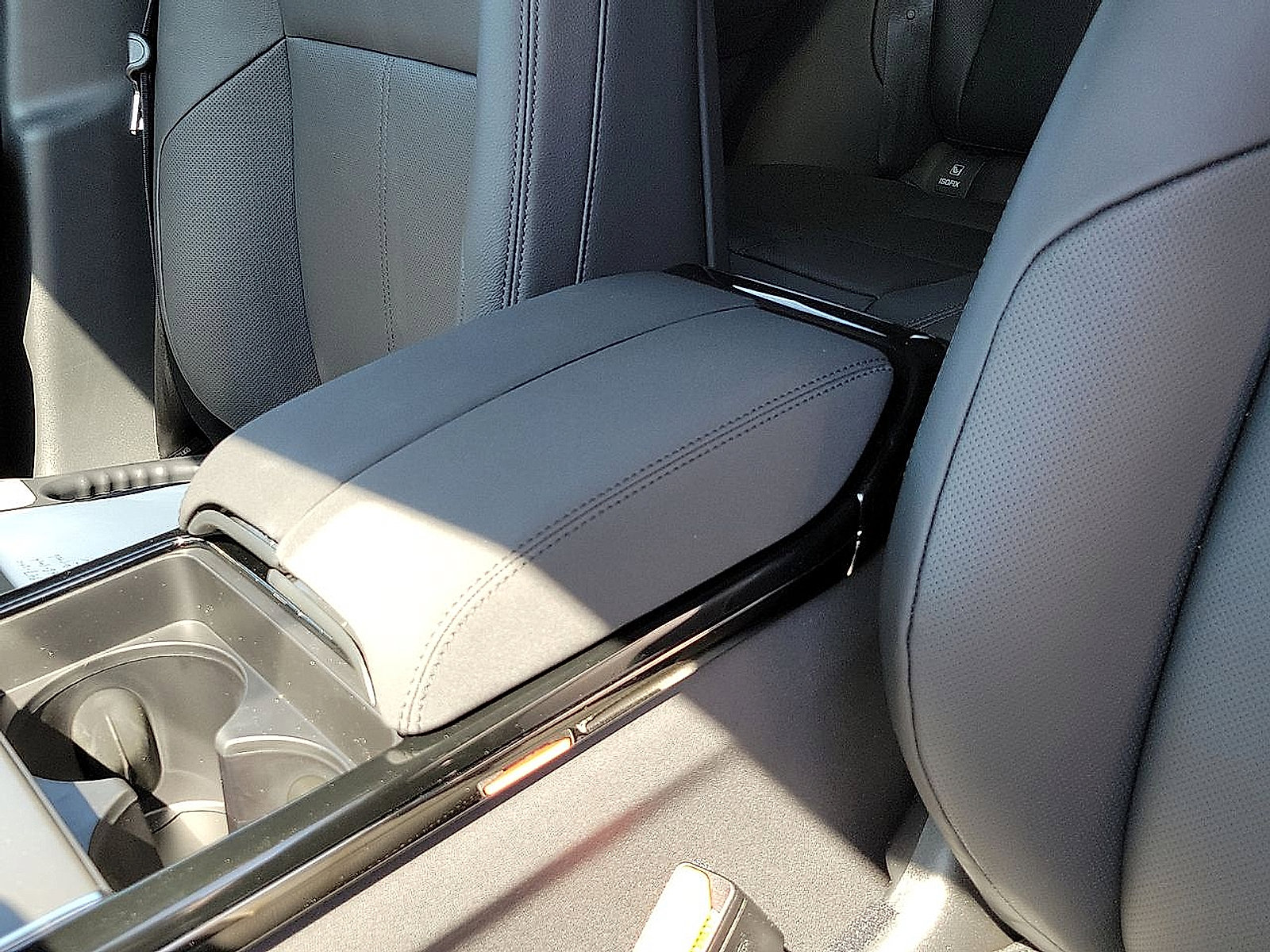 New 2025 Land Rover Range Rover Velar Dynamic SE image 23