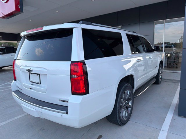 Used 2018 Chevrolet Suburban Premier AWD/4WD image 4