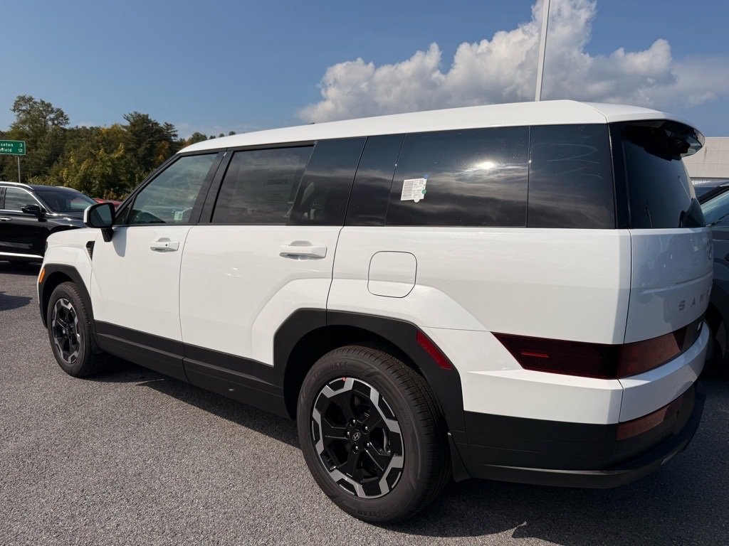 New 2026 Hyundai Santa Fe SE image 4