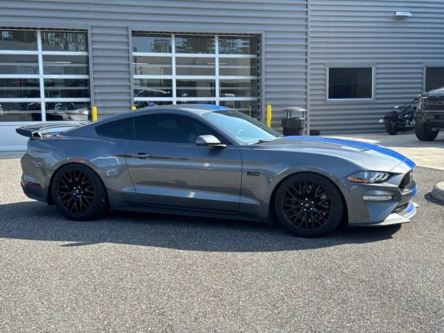 Used 2021 Ford Mustang GT Premium w/ GT Performance Package RWD image 3