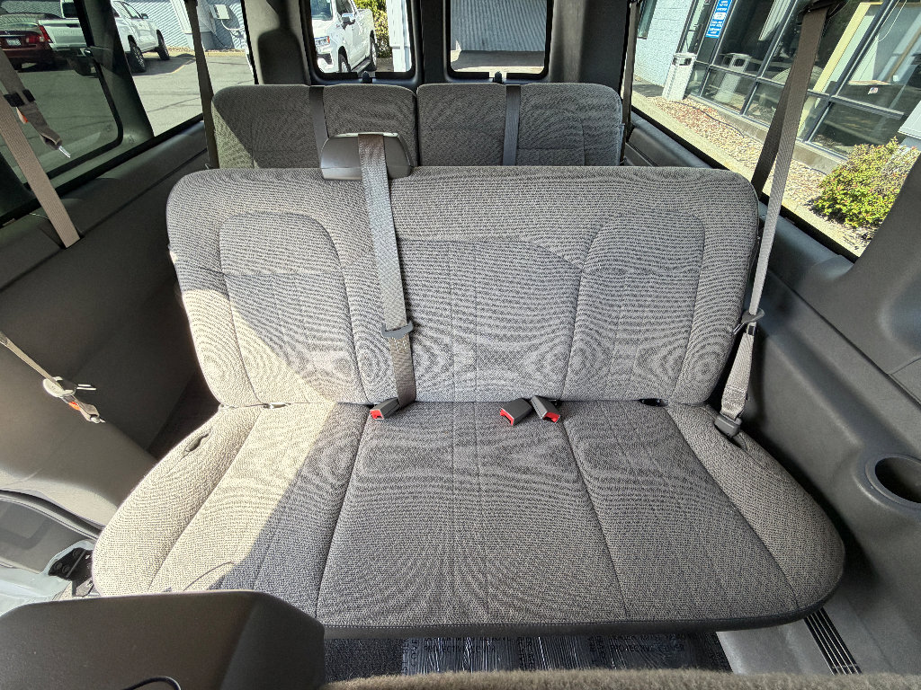 Used 2025 Chevrolet Express 3500 LT w/ LT Preferred Equipment Group RWD image 10