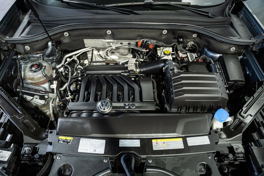 Used 2022 Volkswagen Atlas SE w/ Black Wheel Package image 18