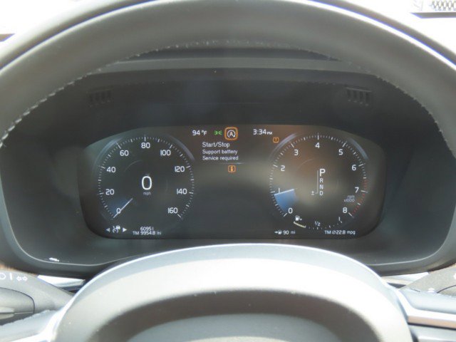 Used 2021 Volvo XC60 T5 Momentum w/ Advanced Package FWD image 27