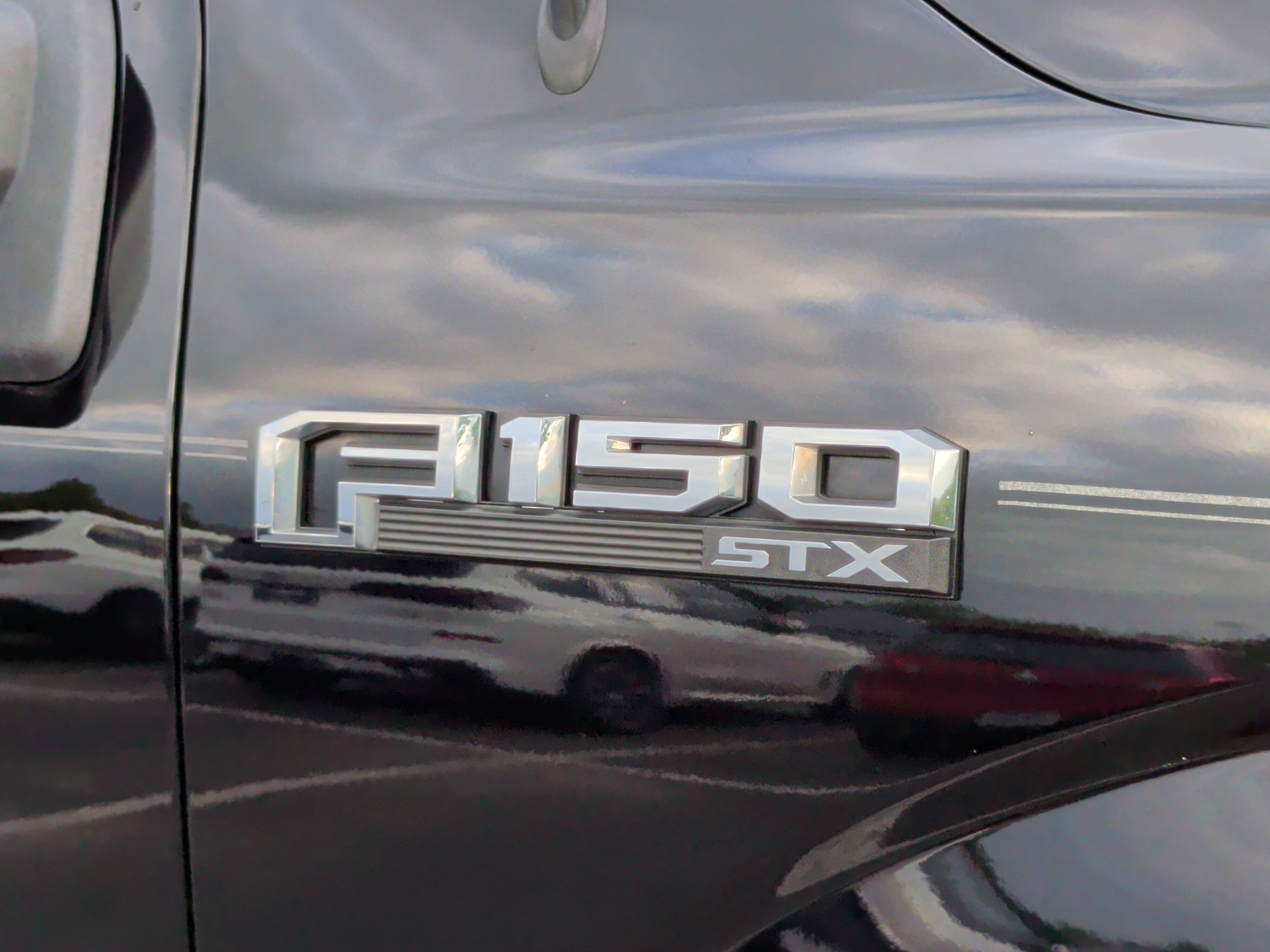 Used 2019 Ford F150 XL w/ Equipment Group 101A Mid image 12