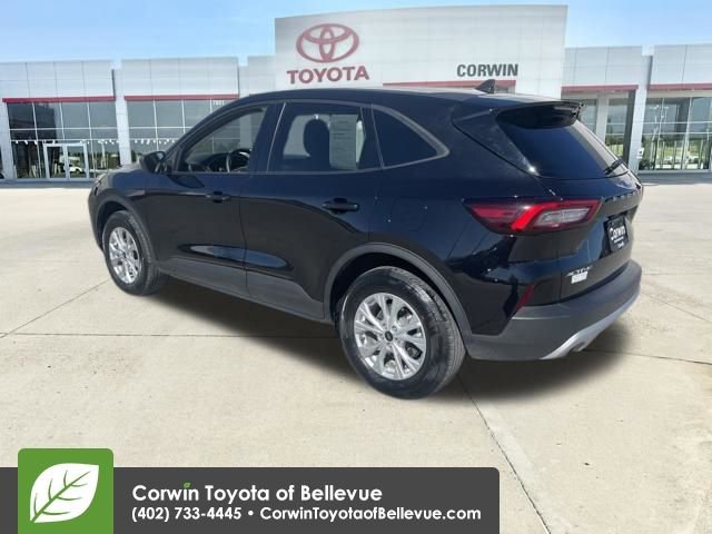 Used 2025 Ford Escape Active image 3