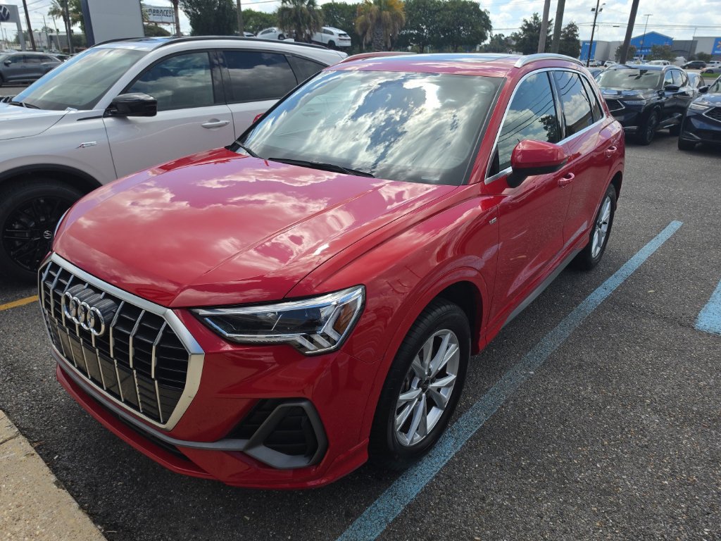 Used 2025 Audi Q3 2.0T Premium AWD/4WD image 1