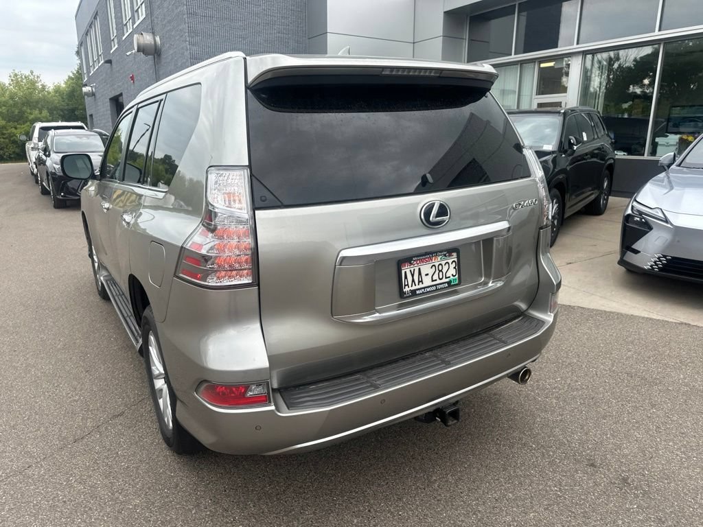 Certified 2022 Lexus GX 460 Premium w/ Premium Package AWD/4WD image 9