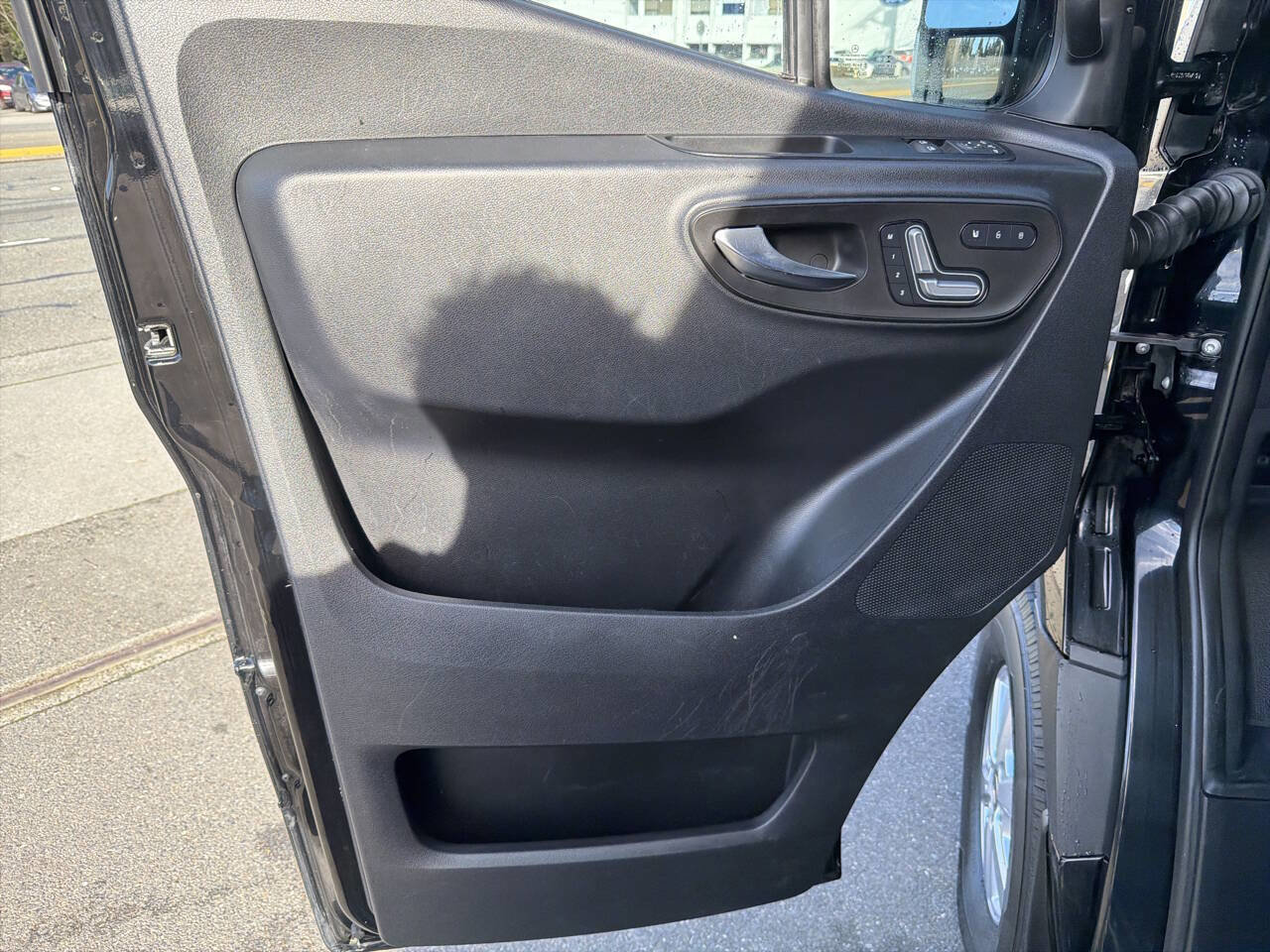 Used 2020 Mercedes-Benz Sprinter 2500 image 35