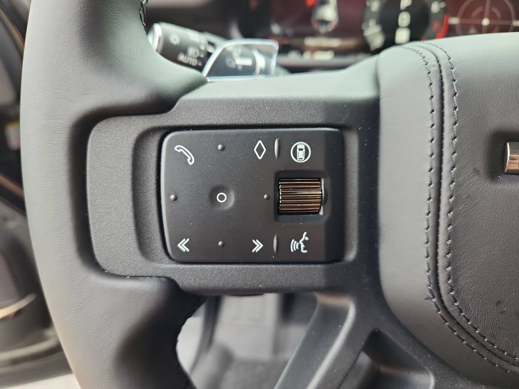 New 2026 Land Rover Defender 110 OCTA AWD/4WD image 17
