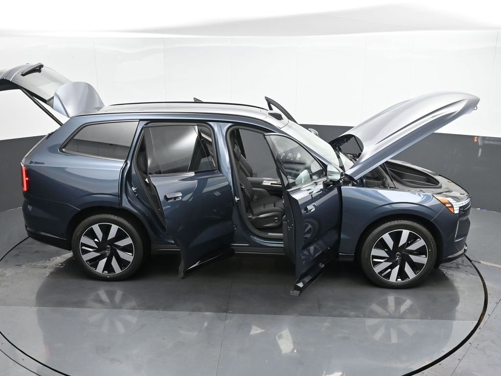 New 2025 Volvo EX90 Ultra image 49