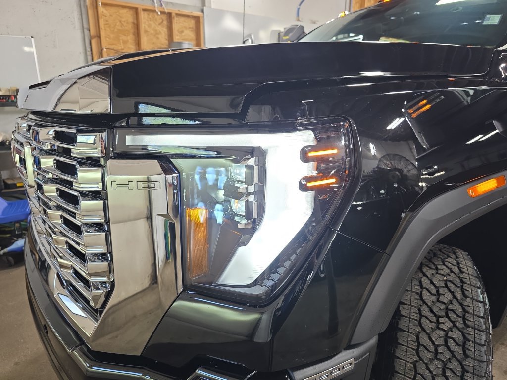 New 2026 GMC Sierra 2500 Denali w/ Denali Reserve Package AWD/4WD image 28