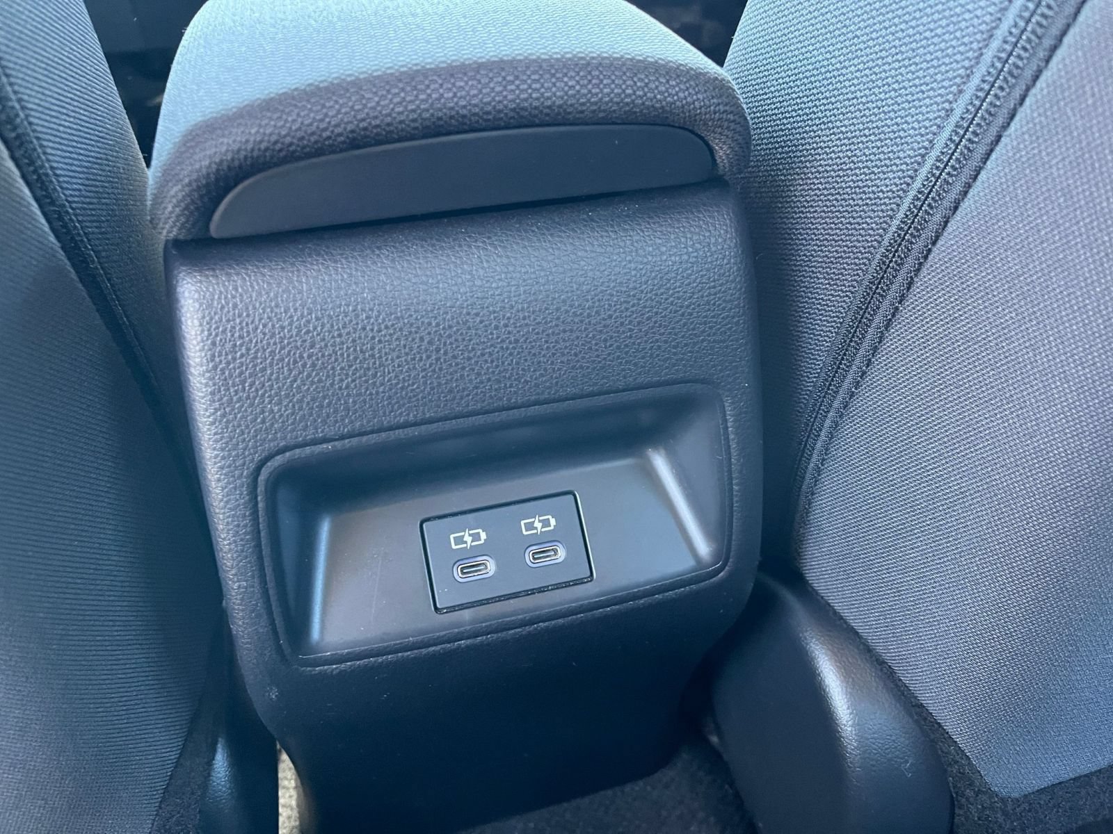 Used 2025 Toyota Corolla LE FWD image 23