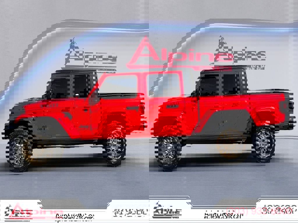 Used 2022 Jeep Gladiator Sport image 2