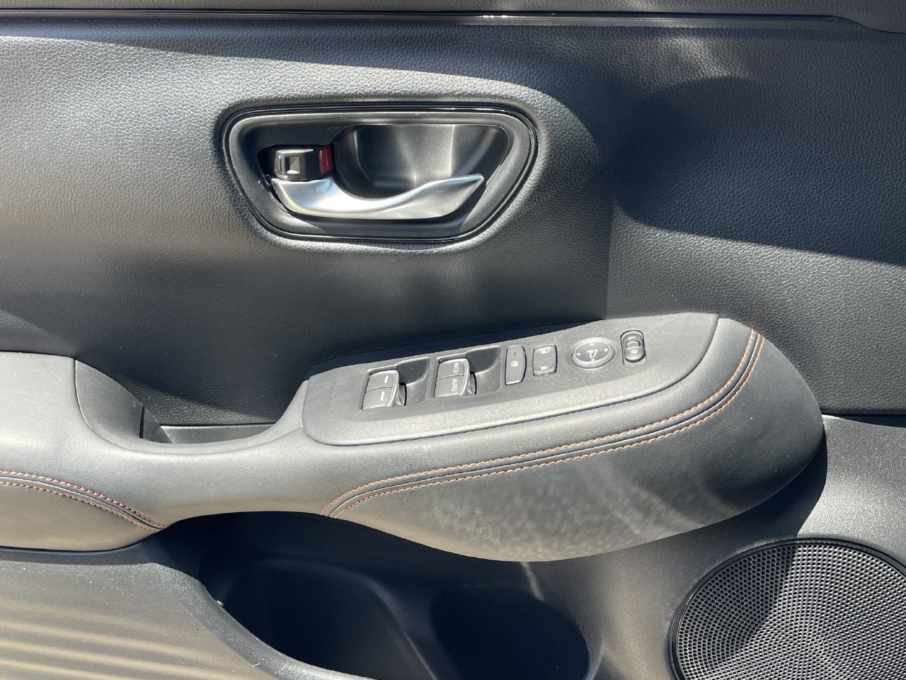 Used 2024 Honda HR-V Sport image 22