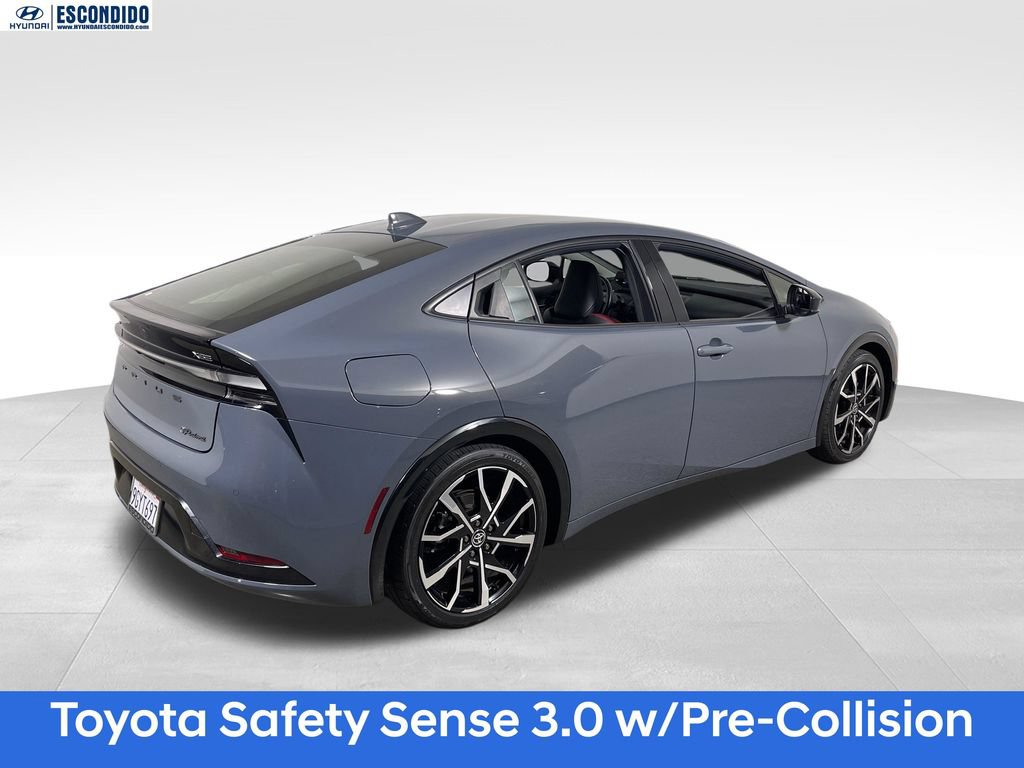 Used 2023 Toyota Prius Prime FWD image 5