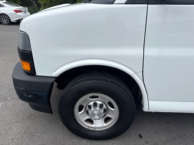 Used 2019 Chevrolet Express 2500 w/ Driver Convenience Package RWD image 10