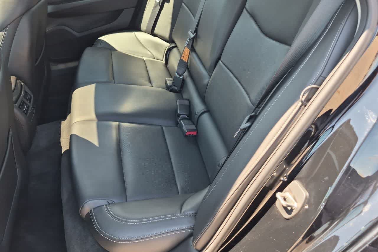 Used 2014 Cadillac ATS Luxury w/ Cold Weather Package AWD/4WD image 19
