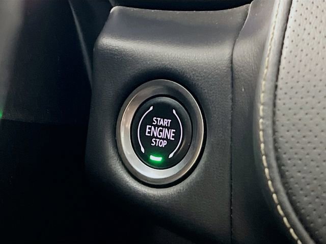 Used 2021 GMC Yukon SLT w/ SLT Luxury Package image 16