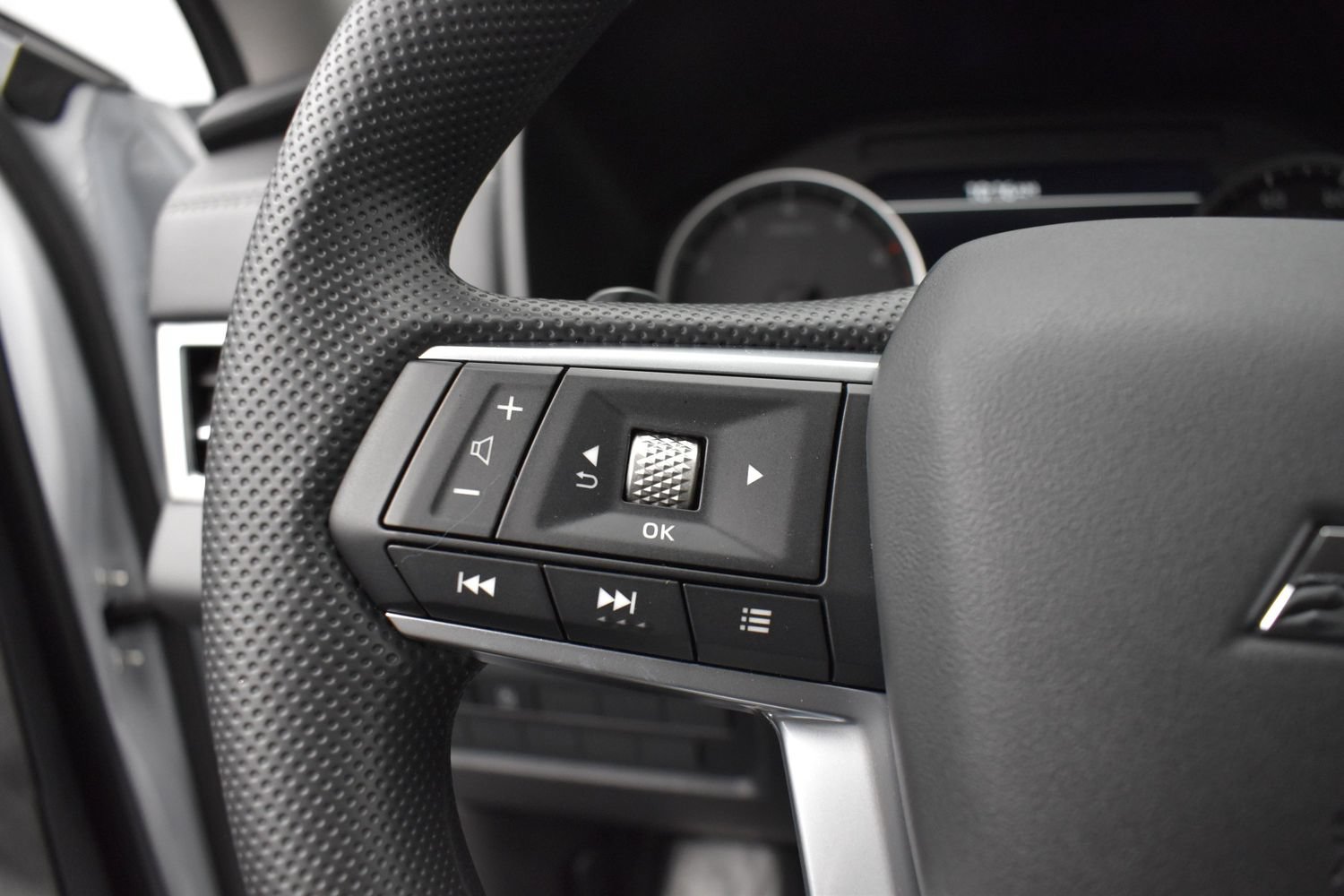 New 2026 Mitsubishi Outlander ES FWD image 5
