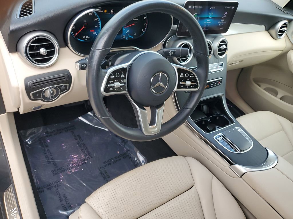 Used 2022 Mercedes-Benz GLC 300 w/ Premium Package Lite image 19