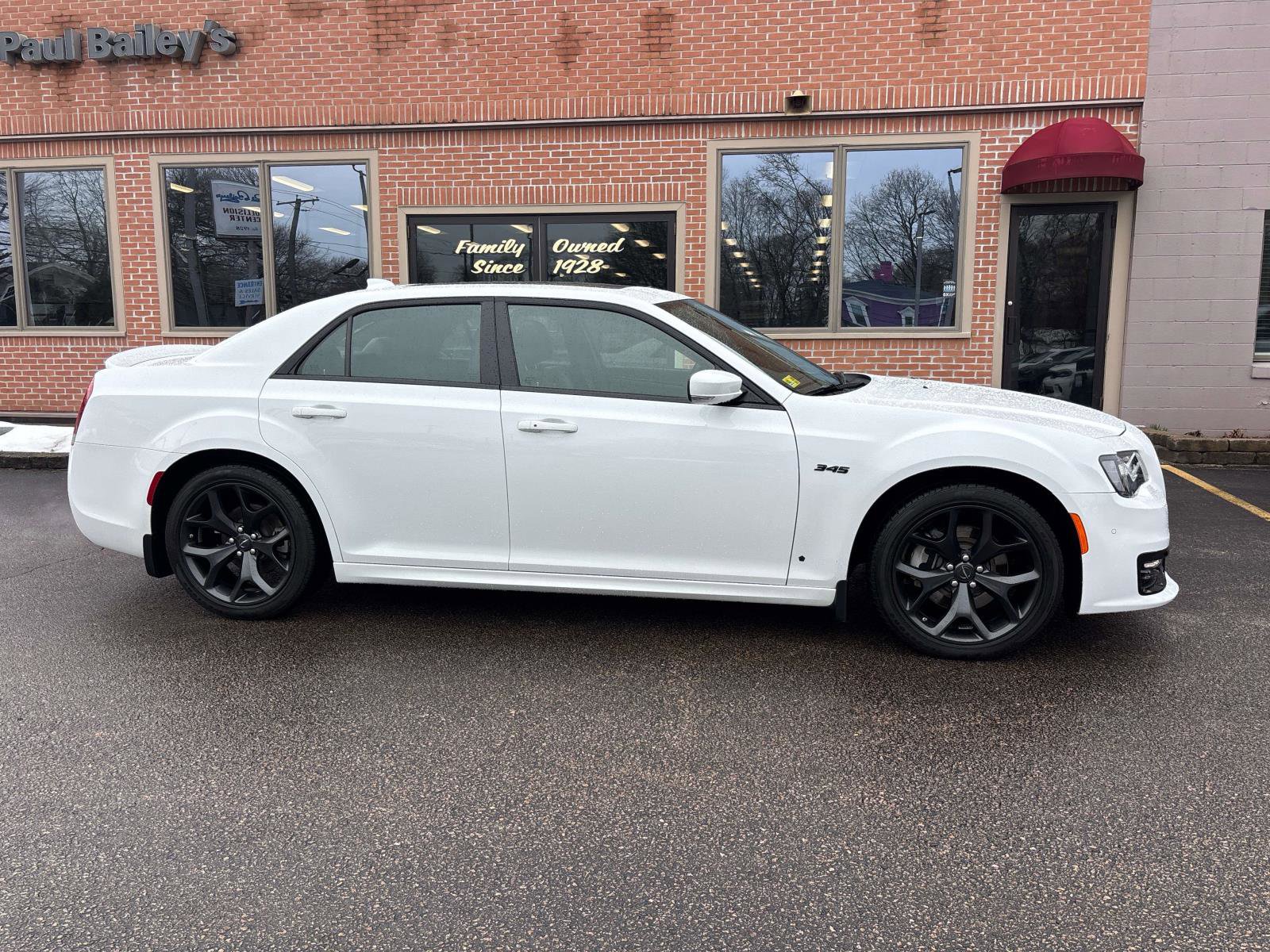 Used 2023 Chrysler 300 S w/ Comfort Group RWD image 30
