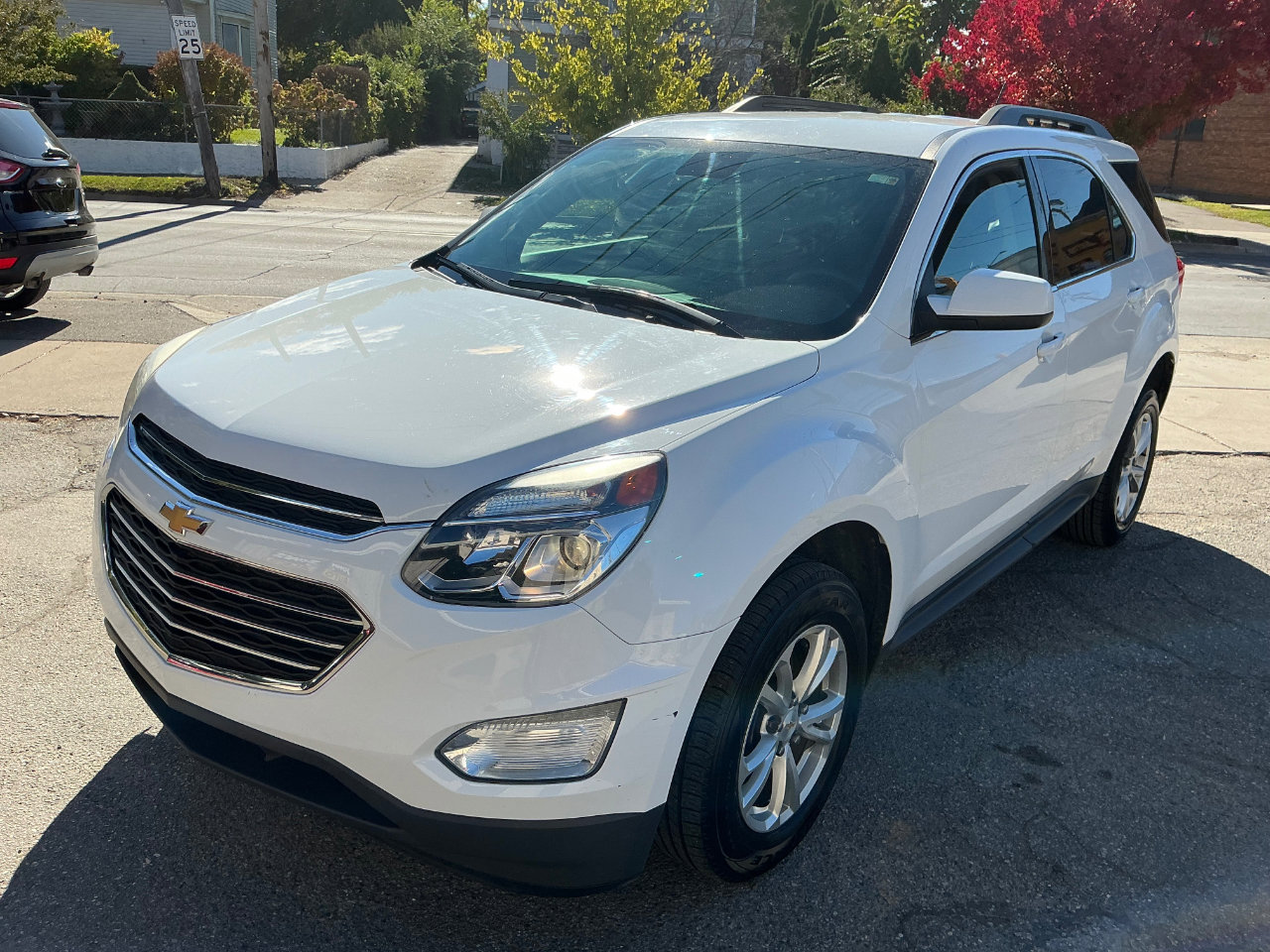 Used 2017 Chevrolet Equinox LT image 7