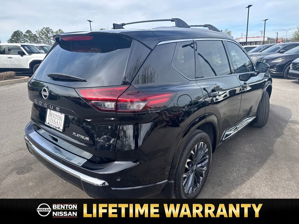 Used 2025 Nissan Rogue Platinum image 8