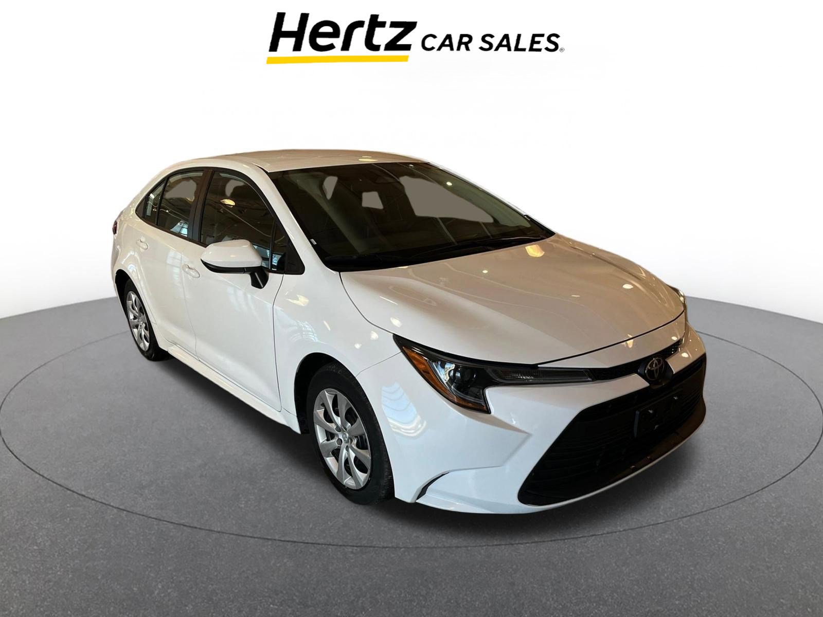 Used 2025 Toyota Corolla LE image 1