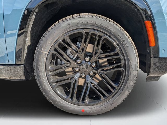 New 2026 Jeep Grand Wagoneer Limited AWD/4WD image 10
