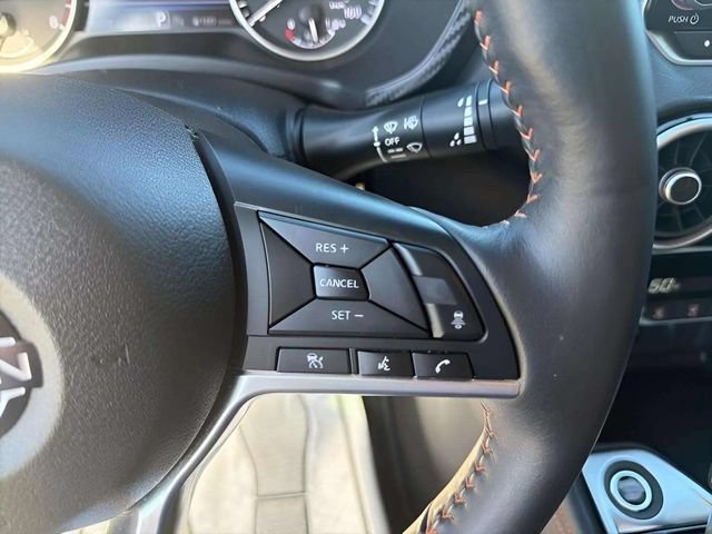 Used 2025 Nissan Sentra SR w/ SR Premium Package FWD image 12