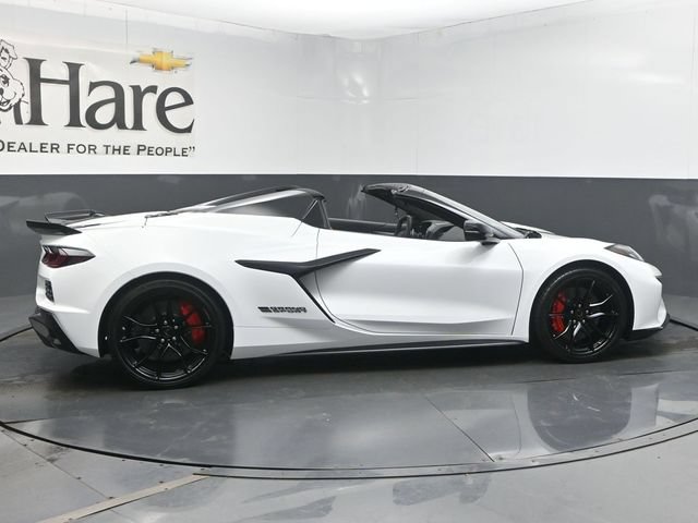 Used 2027 Chevrolet Corvette Grand Sport w/ Stealth Interior Trim Package RWD image 37