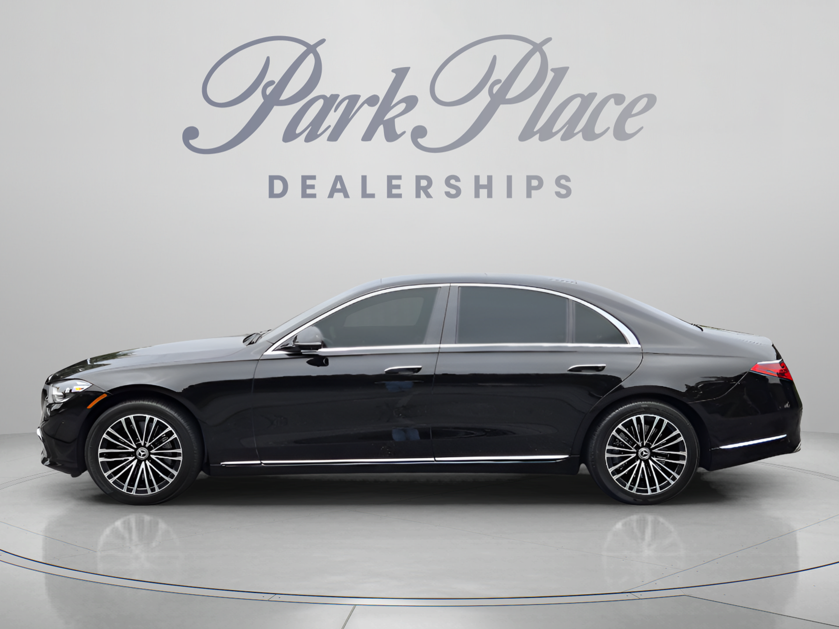 Used 2024 Mercedes-Benz S 580 4MATIC Sedan video 2