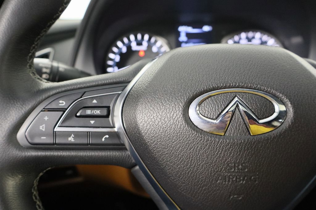 Used 2023 INFINITI Q50 Sensory image 34